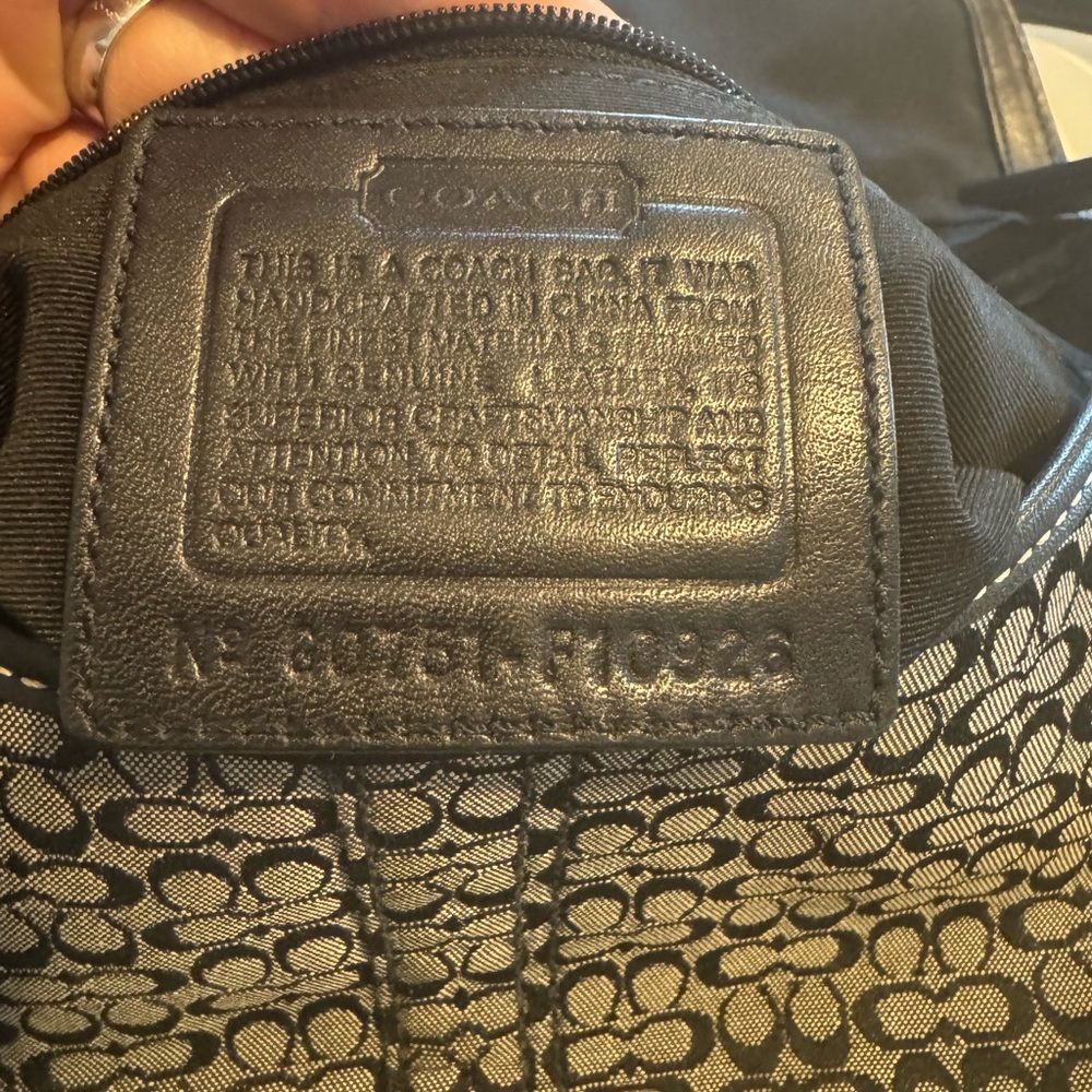 Coach Vintage Soho Black  Shoulder Bag - Picture 12 of 14
